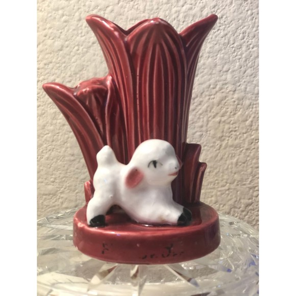 Vintage 4 Inch Burgundy Bud Vase with Baby Lamb - Picture 2 of 10